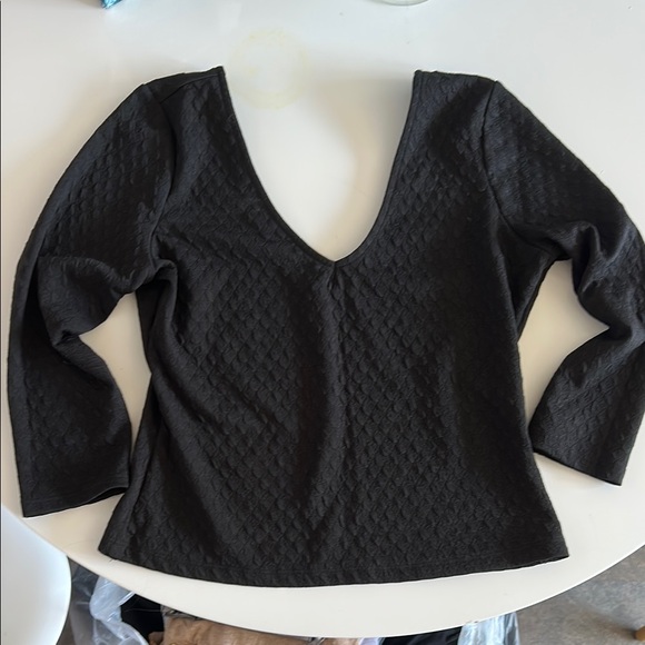 Elegant Black Women's Top - Picture 1 of 1